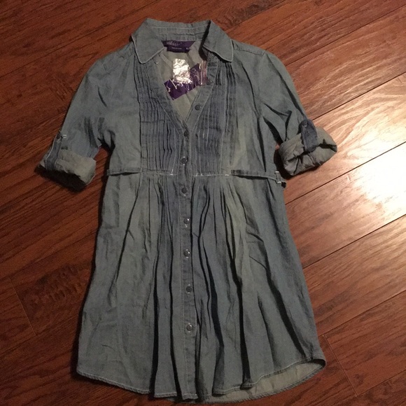Max Azria Miley Cyrus Denim Shirt - Picture 4 of 7